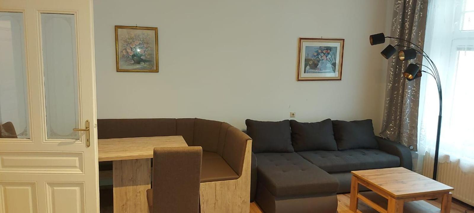 Villa Scs Naehe Wiener Neudorf Bagian luar foto